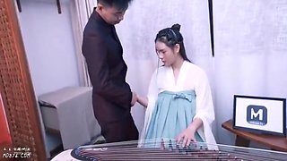 China Eroticl, Guzheng Master