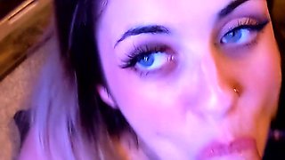 The Dirtiest Snapchat Girls in a Homemade Threesome with Fisting and Toys