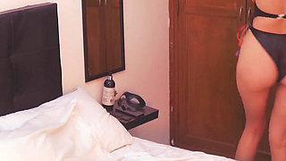 Fucking My Girlfriend After the Date