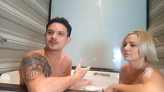 Bathtub with inês Ventura