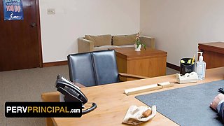 Freak principal - ebony stepmom Naomi Foxxx squirting on milky cock