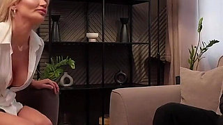Skinny MILF First Anal Casting with Huge Cock Guy