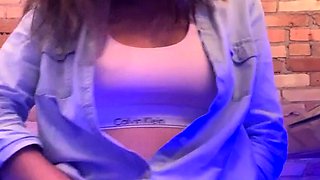 PUSSY BABE BRUNETTE masturbating