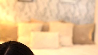 Close up MILF masturbation