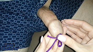 31 minutes with a tied foreskin! Then lots of precum and a gorgeous cumshot