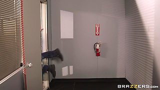 College Midterm Stress Release With Peta Jensen, Bill Bailey - Brazzers