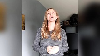 Big boob brunette masturbates on webcam