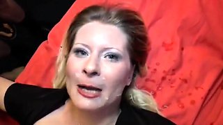 Deutsche MILF mit groen Titten wird von einem Gangbang gefi