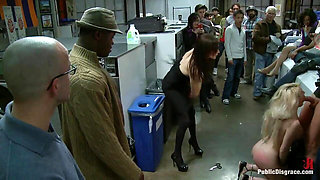 Missy Woods Goes to the Laundromat