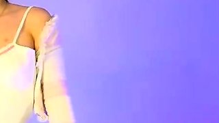 Brunette Solo Webcam Masturbation