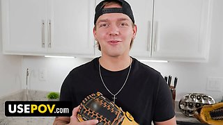 Stepson surprises step-mom for her b-day with breakfast in couch, foot massage& a good boner screwing