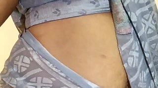 very pudicha tamil aunty