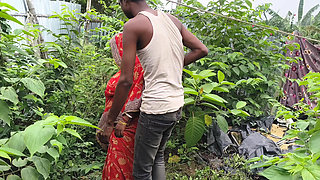 Indian desi housewife ki jungle mein chudai Kiya hardcore fouking Sex
