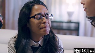 Latina teen has threesome with classmate