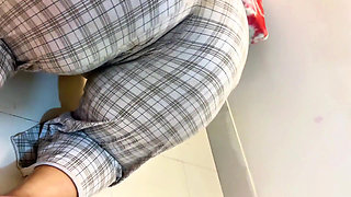 Big Round Ass Muslim Sexy Stepmom Stuck Inside Tea Table & Want Anal Fuck From Stranger - Wide Pussy