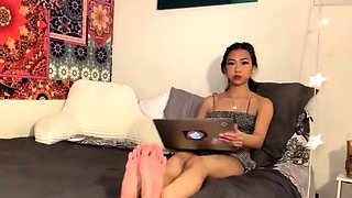 DaddyAstrid - Gingham Foot Ignore