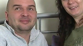 Threesome at Simone's house with two German MILFs who love to have their pussies licked while they face them waiting