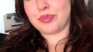 Leann amateur beautiful brunette with big boobs