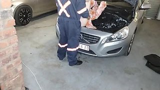 Amateur Housewife Fucked In Car For Cash - Homemade Brunette Babe Cumshot