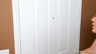 Life Of A Bimbo: Scott Nails Busty Blonde MILF Savannah Bond in the Kitchen