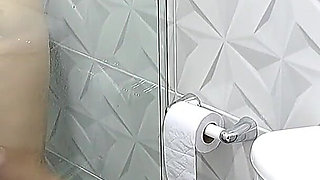 I Catch My Stepmom Masturbating in the Shower