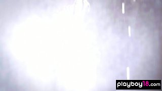 Totally sultry teen drops of her bikini