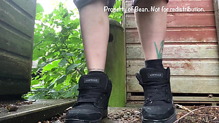 Outdoor Peeing