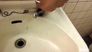 Brad Knight's Wild Passion with a Sultry Bedroom Vixen