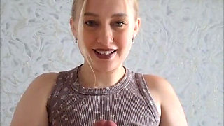 I Get Two Orgasms From the Pussy and Ass, This Is Now My Favorite Toy