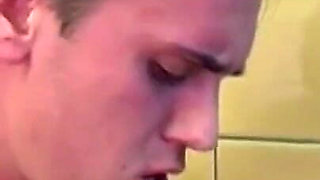 Beautiful Wife Iva Fucked the Plumber in the Bathroom