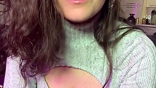 Amateur Webcam Teen Masturbates And Teases