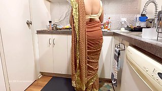 Indian Couple Romance In The Kitchen - Saree Sex - Saree Lifted Up Ass Spanked Boobs Press
