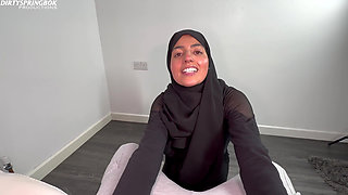 Hijabi Slut Drinks and Sucks White Cock During Ramadan