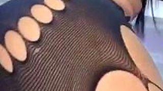 Big boob brunette masturbates on webcam