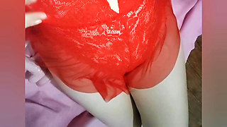 MATURE WOMAN WITH WHITE ASS