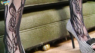 Biker Chick Beat off