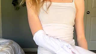 Hot amateur webcam teen masturbates for their fans