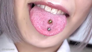 567beaf-032 Tongue Piercing Gal! Super Cute Tongue Pich