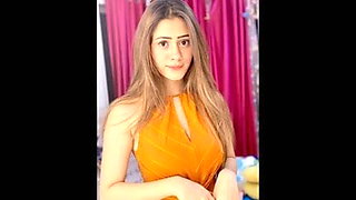 jijaji chat par hai illaichi (Hiba nawab) sexy story I