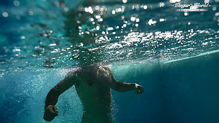 All Natural MILF Julia North Underwater Anal in the Pool