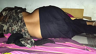 Ruko bhabhi Koi a Gaya main dekhta hun
