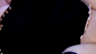 Hot MILF Candy Squirts Turns Her Webcam Show Into a Live Fucking Session with Her Customer