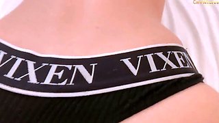 Eva Elfie The Blonde Amateur Loves Riding New Big Dick On
