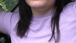 I Show My Boobs in Random Places