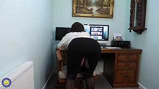 Huge Breasted BBW MILF Secretary Carol Brown Is Horny at Work and Starts Masturbating
