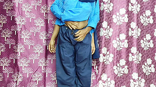 Indian Virgin School Girls First time Sex with her Boyfriend