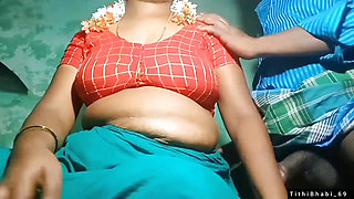 Bangladeshi Aunty Having Sex With Her Neighbor