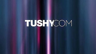 Watch glorious Jessy Jones and Kelsi Monroe's trailer