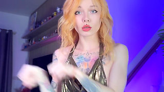 My Naughty Boobs Wanna Outside
