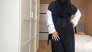 Arab MILF with Big Boobs Got an Orgasm Watching Porn